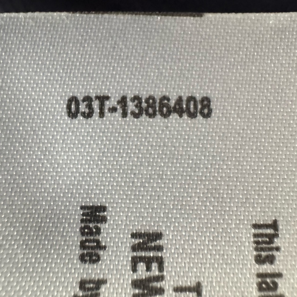 Authentic Burberry Quilted Barn Jacket - Picture 14 of 17